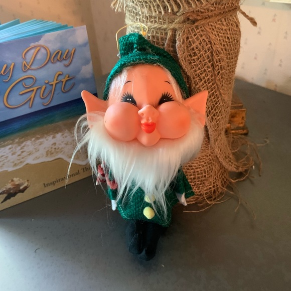 Vintage, CHRISTMAS ELF, Tagged Japan, GREEN burlap suit holding Christmas gift. - Picture 1 of 8